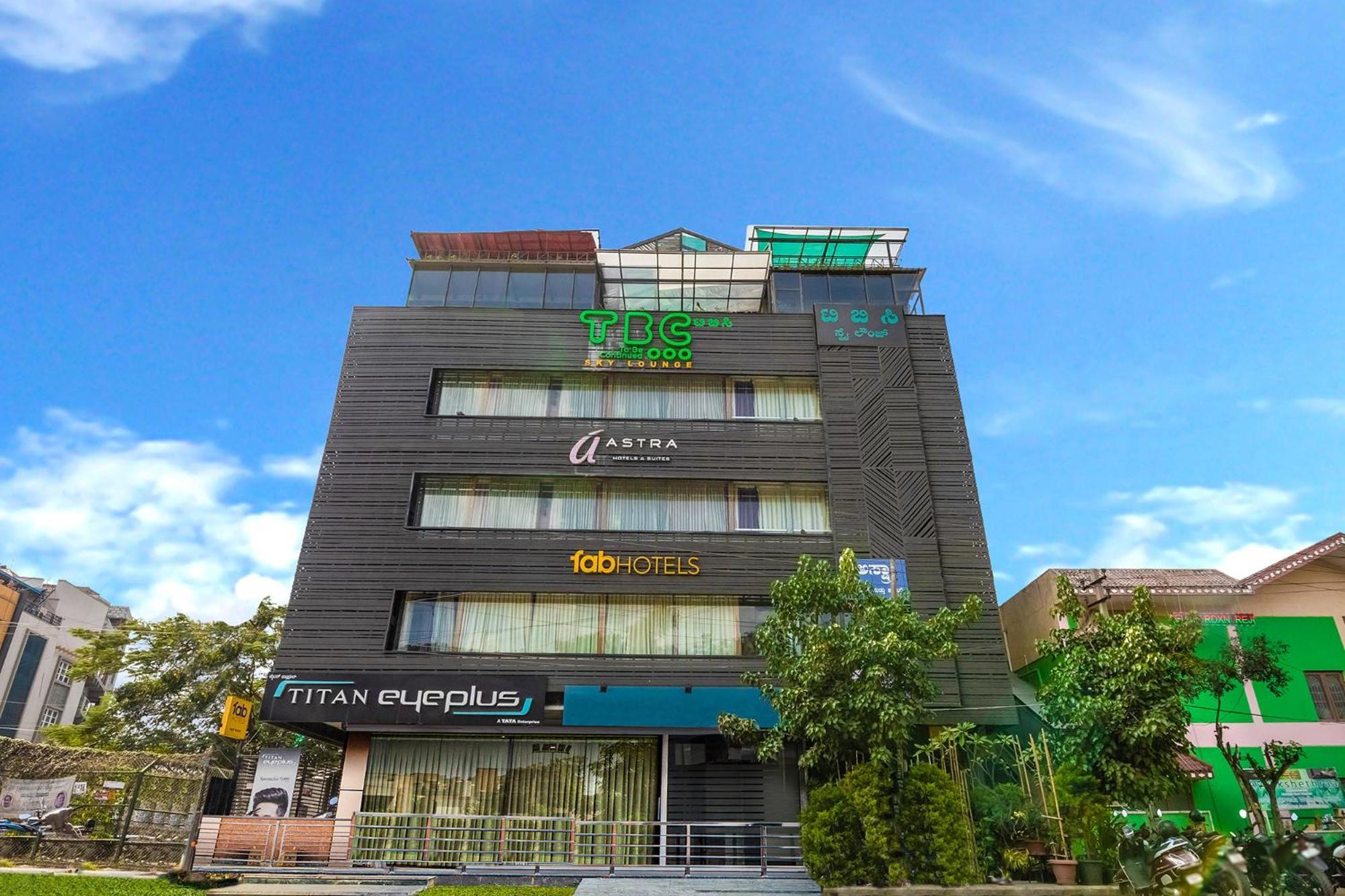 Fabhotel Astra Suites - Hsr Main Road Бангалор Экстерьер фото