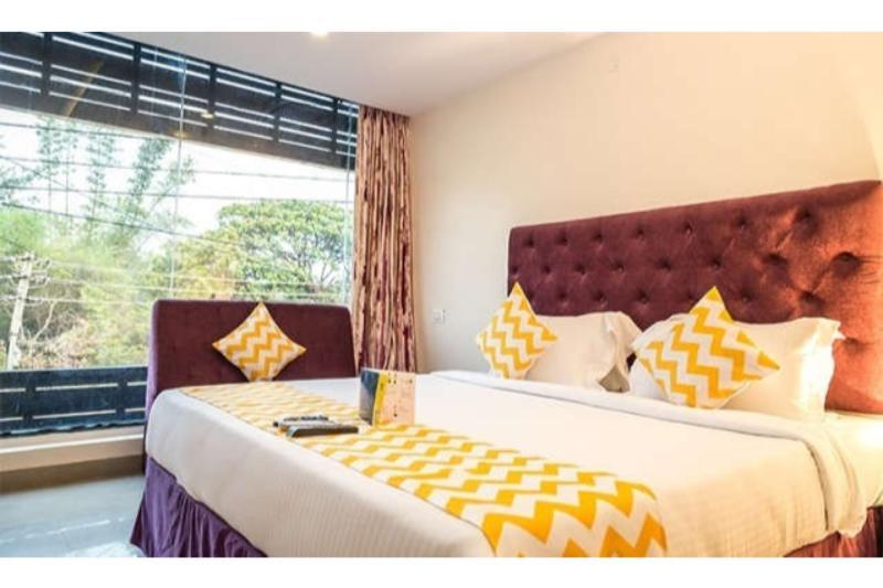 Fabhotel Astra Suites - Hsr Main Road Бангалор Экстерьер фото